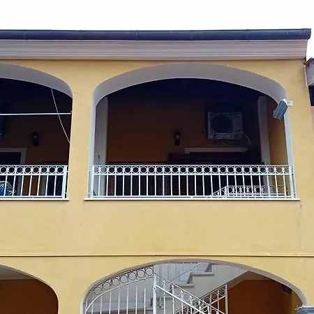 Apartment Summer House