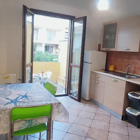 דירה Summer House טורה גרנדה